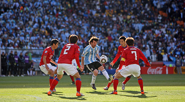Argentina v South Korea: Messi is well marked by the Korean defence