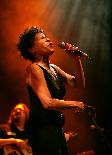 Meltdown: Betty Lavette Performs at Richard Thompson's Meltdown At The Purcell Room