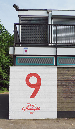 Walls: A big red number on a wall