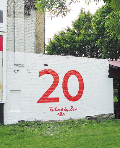 Walls: A big red number on a wall