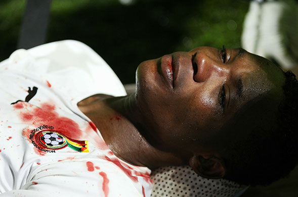 World Cup day 10: John Pantsil injured after clash of heads