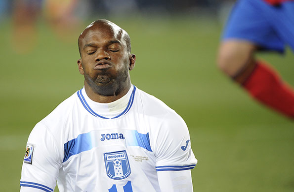 Spain v Honduras: David Suazo rues his missed chance