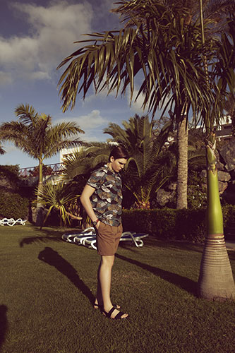 Men's holiday wear: Men's holiday wear