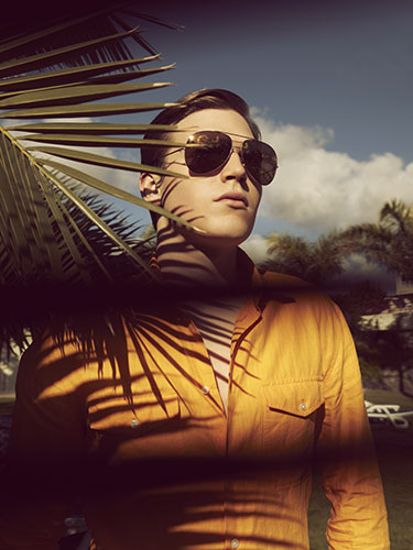 Men's holiday wear: Men's holiday wear