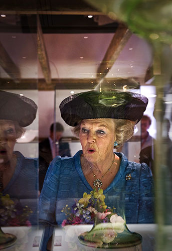 24 hours in pictures: Dutch Queen Beatrix visits the National Glass Museum Leerdam