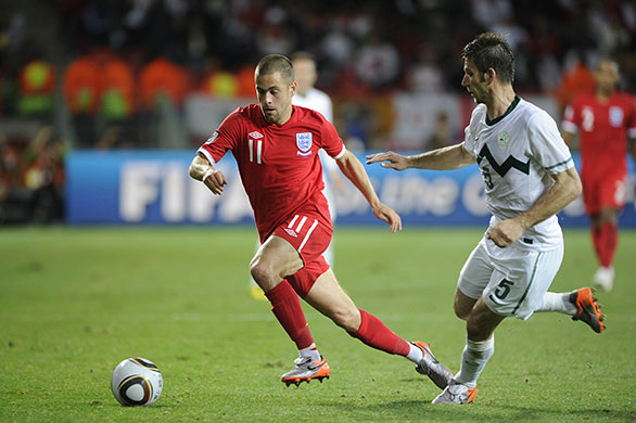 Slovenia v England: Joe Cole moves away from Bostjan Cesar