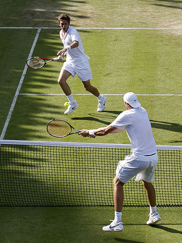 Isner versus Mahut: Wimbledon Men's Singles Isner versus Mahut