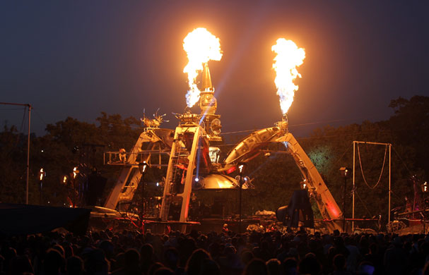 Glastonbury: Glastonbury's Arcadia Field