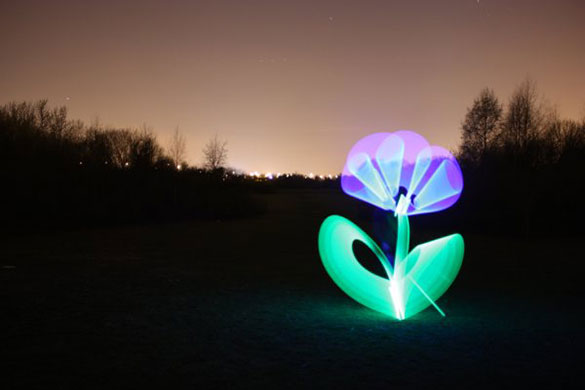 In Pictures: light: Playing around in the dark with light sabres