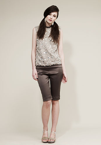 key trends: shorts: Crystal top