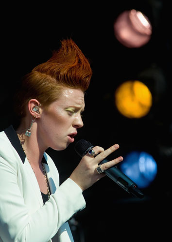 Bands: La Roux performs at Glastonbury