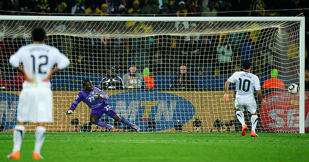 Knockout stages day 1: Landon Donovan equalises from the penalty spot