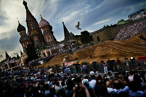 24 hours in pictures: Moscow, Russia: Spanish rider Dany Torres