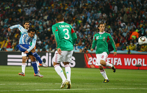 argentina v mexico: Carlos Tevez scores his second goal against Mexico