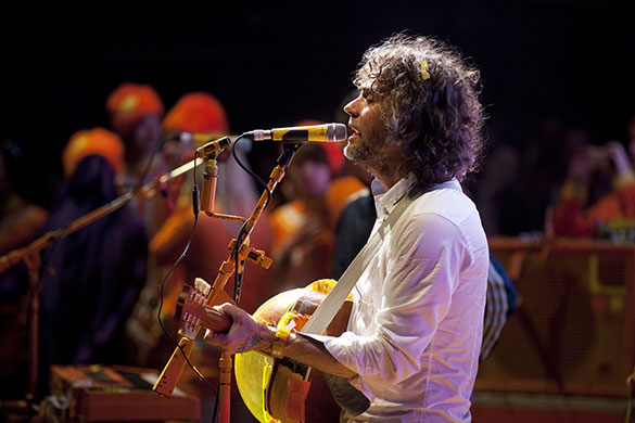 Flaming lips : The Flaming Lips at  Glastonbury