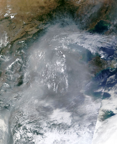 Satellite Eye on Earth: smooth gray haze over Northern China