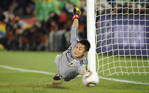 Paraguay v Japan: Eiji Kawashima is beaten during the penalty shoot-out