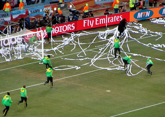 fans' network: Toilet roll on the pitch at the World Cup