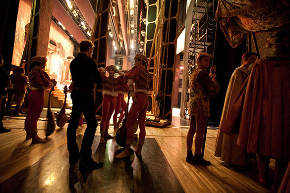 Royal Ballet in Japan: Dancers wait backstage