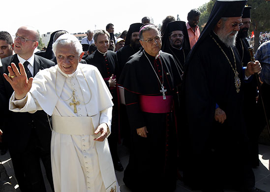 Pope in Cyprus: Pope Benedict XVI leaves the Church of Agia Kyriaki Chrysopolitissa