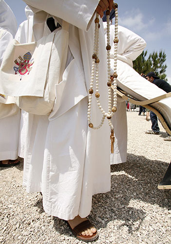 Pope in Cyprus: Onlookers gather outside the church of Agia Kyriaki Chrysopolitissa