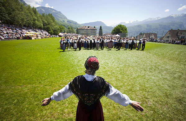 24 hours: Trachtenfest festival