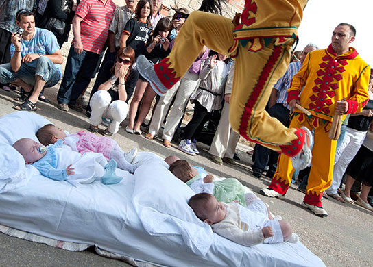 24 hours in pictures: Corpus Christi celebrations  in Castrillo de Murcia, Spain