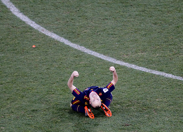 footie: Iniesta