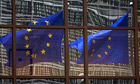 EU-flags-reflecting-off-t-002.jpg