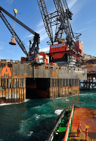 Jan Berghuis: Saturday 17 July 2010: Crewbasket Transfer