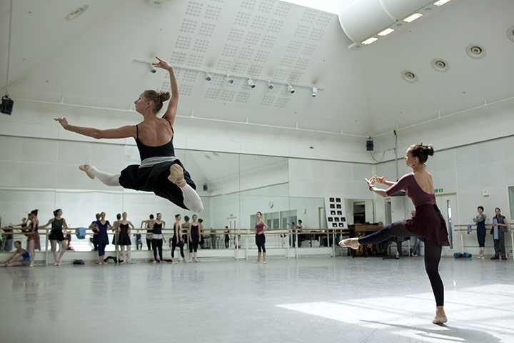 Bolshoi backstage: A Bolshoi class