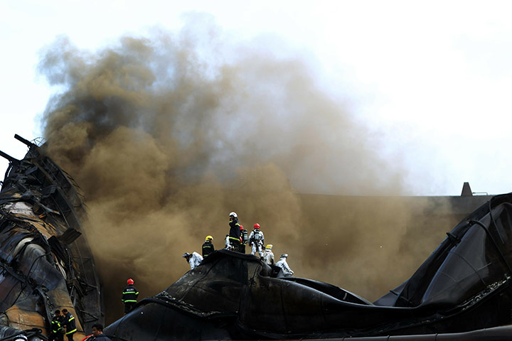 Dalian oil fire in China: The photo taken on July 18, 2010 shows f