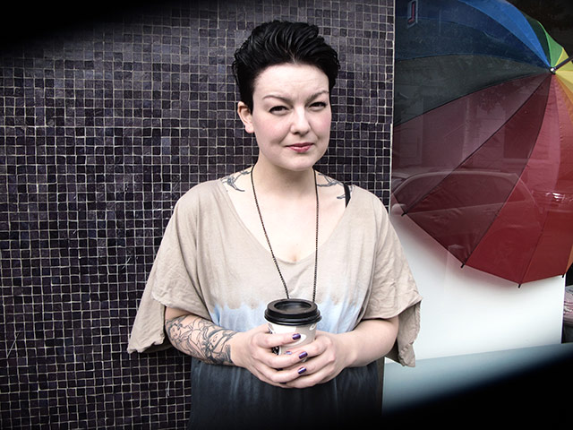 Face Hunter: Sara, 27 year old designer in Iceland