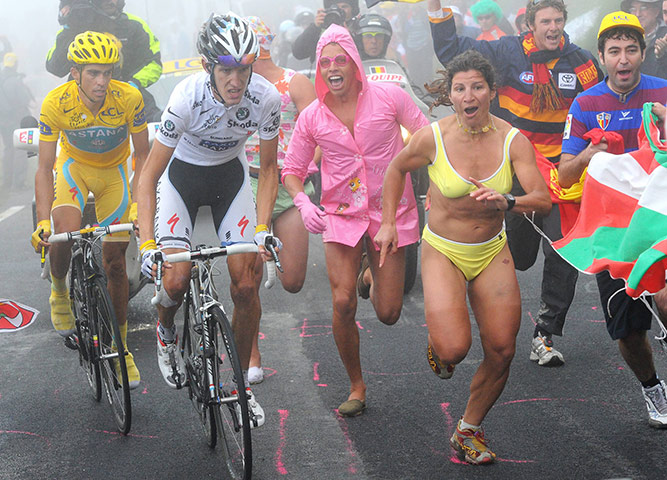 sport3: Saxo Bank's Andy Schleck of Luxembourg