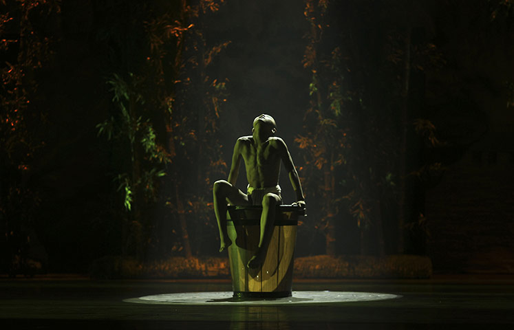 24 hours: China's Poly Kung-fu-Star Performance Troupe on stage