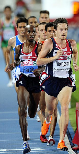 Euro Champs Day 1: Chris Thompson leads the field in the 10000 final with Mo Farah behind