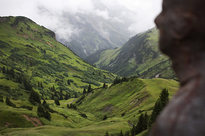 Anthony Gormley: Figures at Kriegeralpe, near Lech 'Horizon Field' by Anthony Gormley