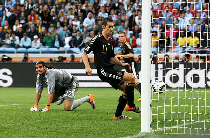 World Cup Quarter-Finals: Klose makes it 2-0 to Germany