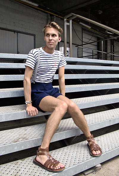 Face hunter: paris: man from London