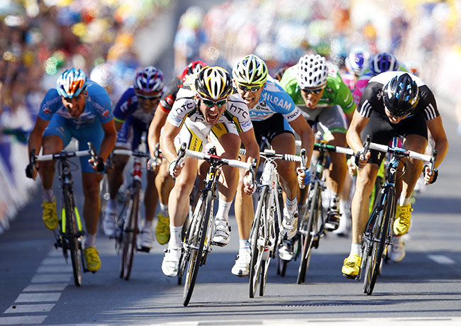 TDF stage 5: Mark Cavendish of Britain sprints to win the fifth stage