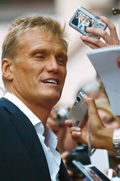 Expendables UK premiere: Actor Dolph Lundgren poses with his fans