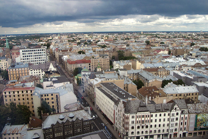 Face Hunter: Latvia: Riga skyline
