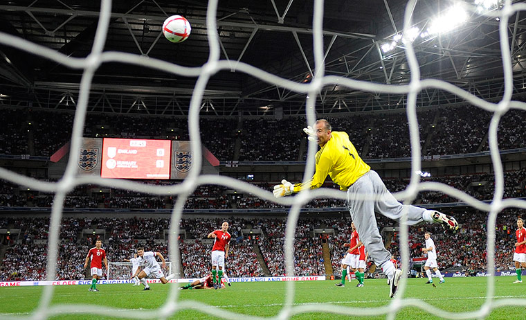 sport 3: England v Hungary