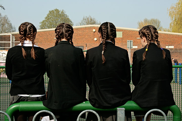 in pictures: teens: group of teenage girls