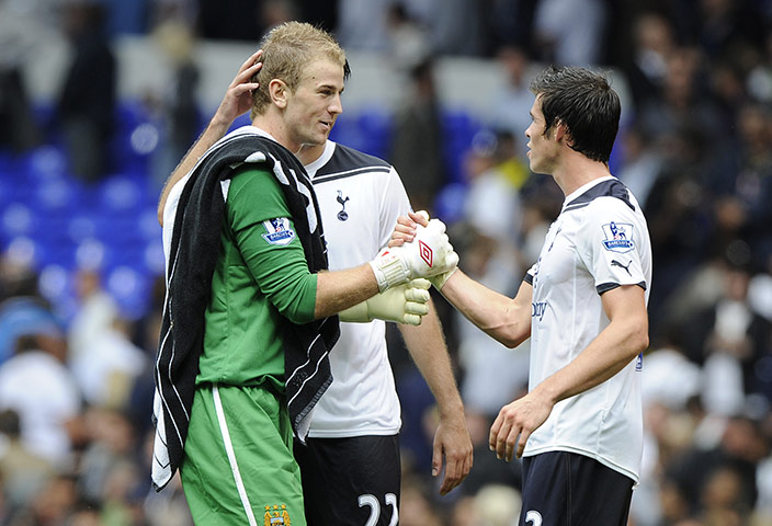 Spurs v Man city: Corluka and Bale of Spurs congratulate Hart on his performance