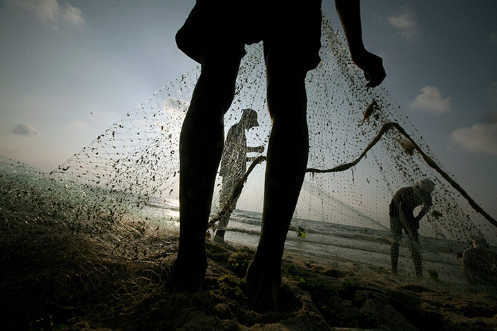 24 hours in pictures: Fishermen in Gaza