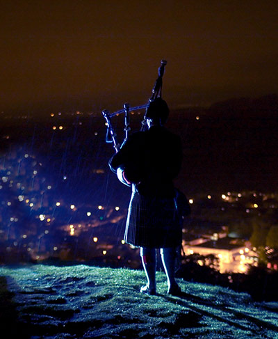 In pictures: night: rainy night at the end of Bollington Festival