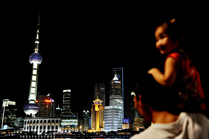Week in Business: Shanghai financial district and the Pearl Tower from the Bund