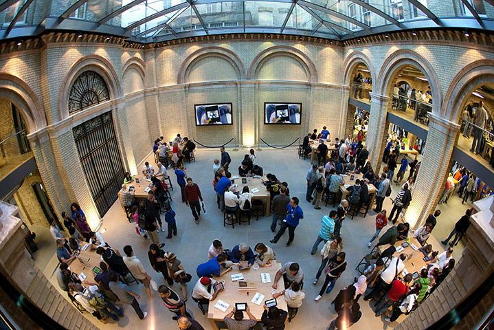 Week in Business: New Apple Store opens in Covent Garden 
