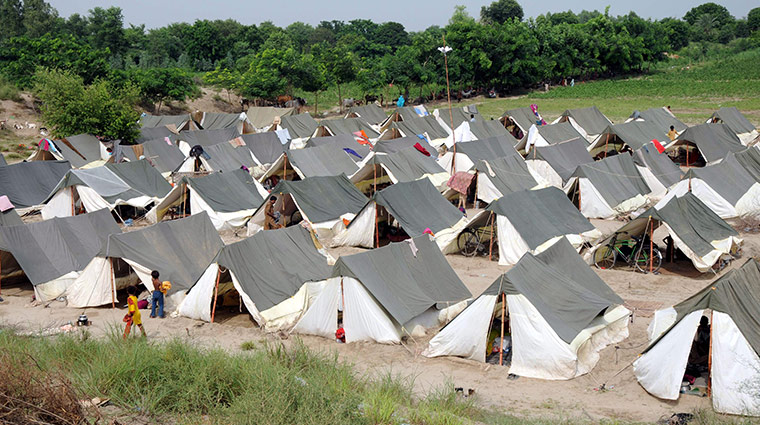 Pakistan Flood Update: Pakistan flood victims tent camp in Punjab province